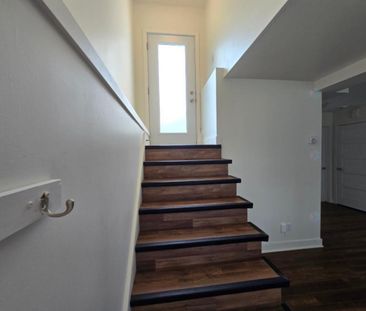 415 Rue Marc André, #A - Photo 5