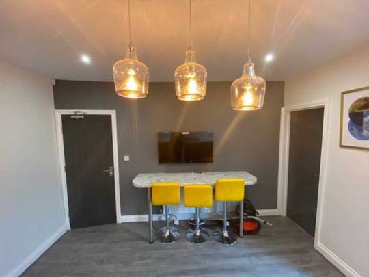 Alpha Street West, Salford - Photo 1