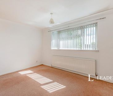 2 bedroom house to rent Wenlock Close, Crawley, RH11 - Photo 5