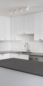 Draydon Manor - Photo 4