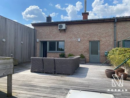 Duplex appartement met 3 slaapkamers, ruim en zonnig dakterras en garage - Photo 3