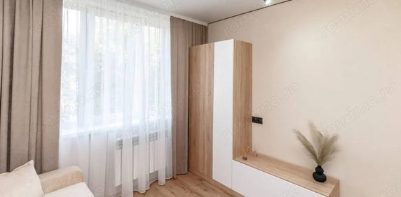 Inchiriez garsoniera la 3 minute de metrou Piata Drumul Taberei - Fotografie 2