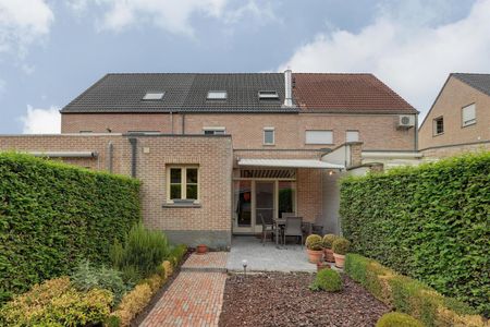 Instapklare woning met 3 SLPK in centrum Bonheiden. - Foto 2