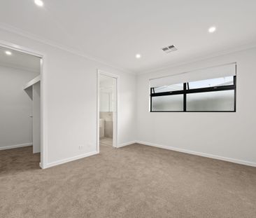 Stunning Townhouse on the City Fringe! - Photo 1