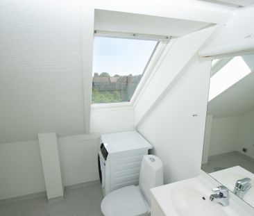 Skøn taglejlighed med lys og charme i Aalborg - Foto 3