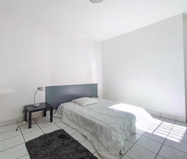 Location Appartement 2 pièces 49m² PERPIGNAN 66000 - Photo 4