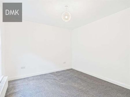Commercial Street, Maesteg, CF34 - Photo 3