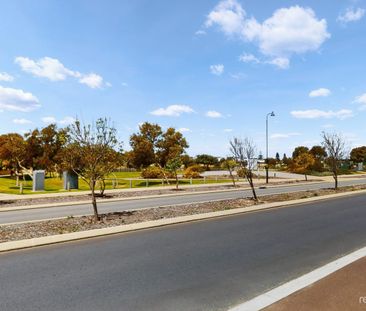 139 Badgerup Ave, Lakelands, WA 6180 - Photo 3