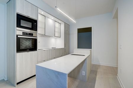 For Lease - 11 Yorkville Avenue Unit# 1607, Toronto, Ontario - Photo 2