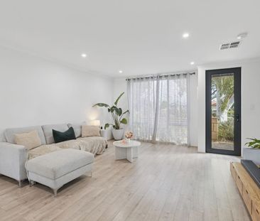 MODERN PARKSIDE LIVING - Photo 3