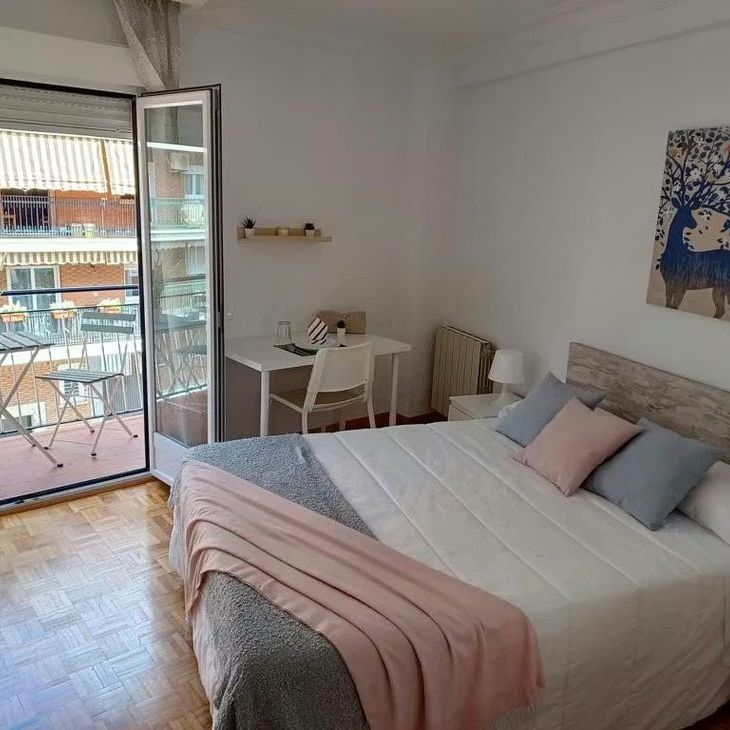 Calle de Maseda, Madrid, Community of Madrid 28039 - Foto 1