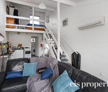 Cosy One Bedroom Apartment Close To Suburb Centre - Photo 1