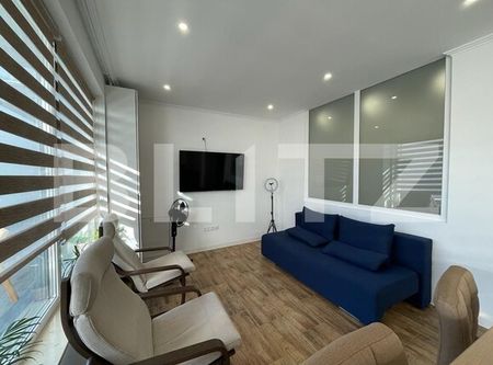 Garsoniera moderna, 40 mp, parcare, zona strazii Paris - Photo 2