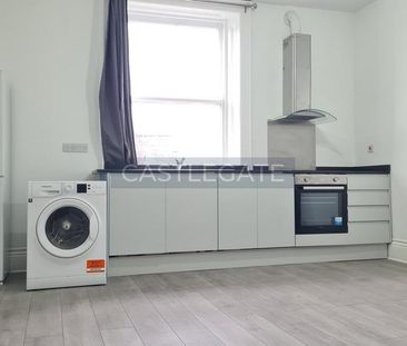 1 bedroom ground floor flat to rent - Photo 6