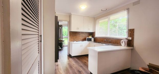 Doncaster East - Photo 1