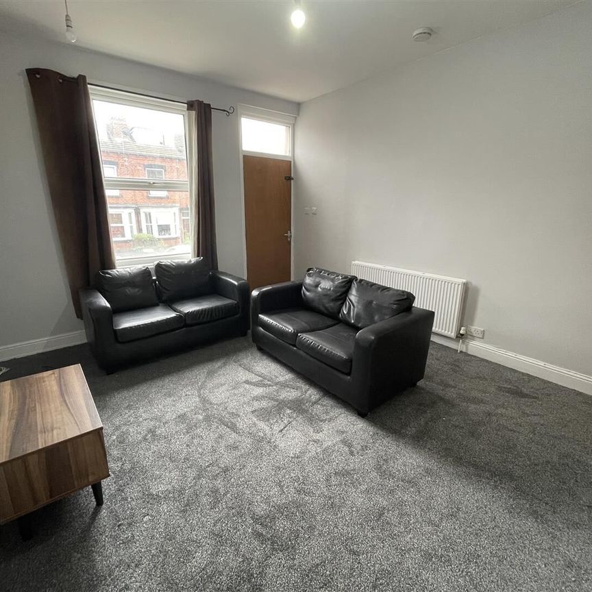 Grimthorpe Terrace, Headingley, LS6 3JS, Leeds - Photo 1