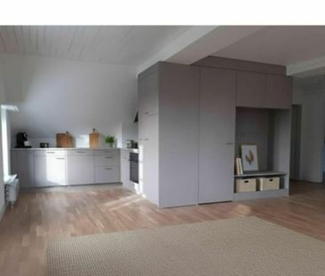 3 1/2 room Fantastic penthouse apartment with beautiful views of th... - Photo 5