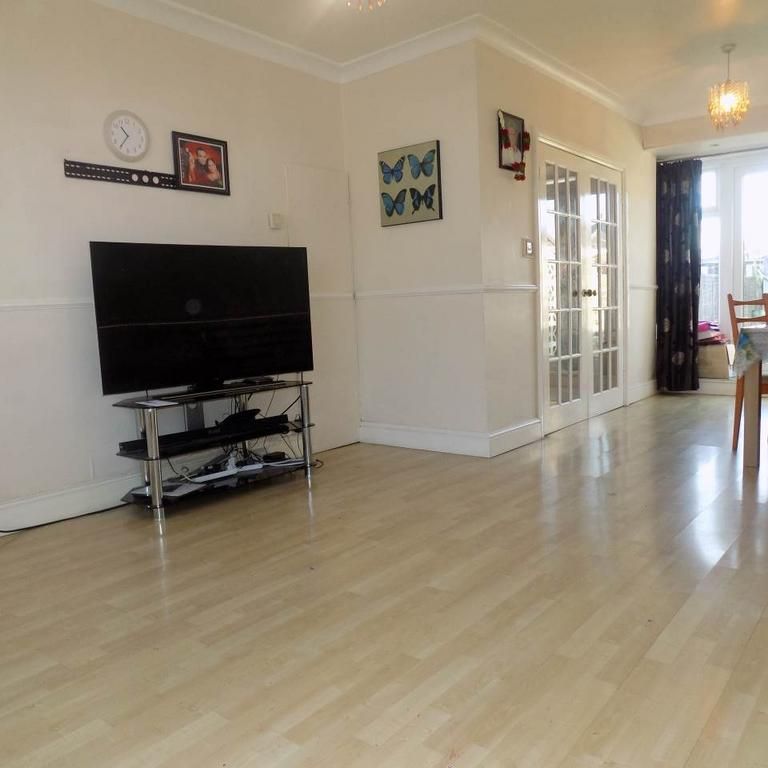 2 bedroom house to rent - Photo 1