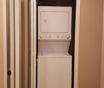 $2,925 / 2br – 963ft2 – Conveniently located Spacious 2 beds 2 bath... - Photo 4