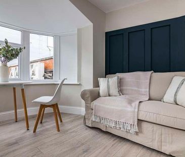 Luxury Bedroom Apartment, LN5 - Photo 2