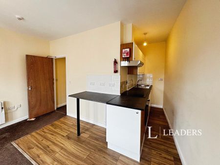 2 bedroom flat to rent - Photo 4