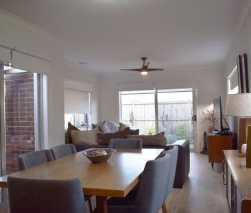 Modern Living in the Heart of Bloomdale Estate - Photo 4