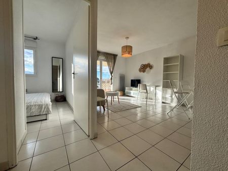 Location Appartement 2 pièces Meublé 37m² ST PIERRE DU MONT 40280 - Photo 2