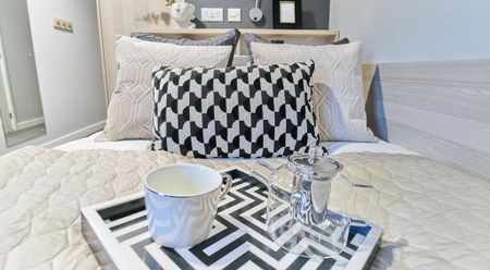 1 bedroom in a flat share to rent - Photo 3