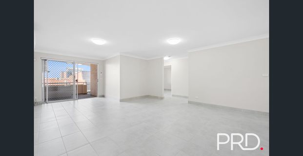 Modern & Stylish Renovated Apartments - Photo 1