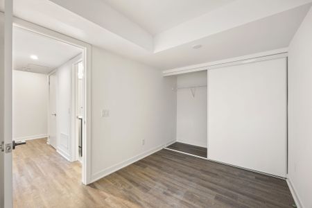 For Lease - 10 Ed Clark Gardens Unit# TH5, Toronto, Ontario - Photo 2