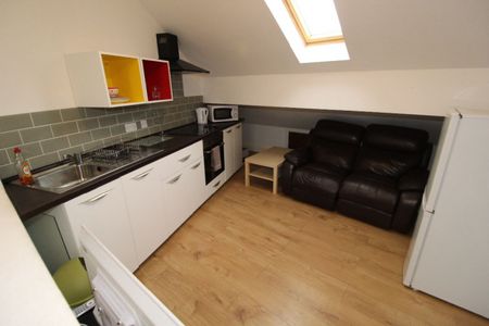 Fylde Road, Flat 04, PRESTON, Lancashire PR1 2XP - Photo 4