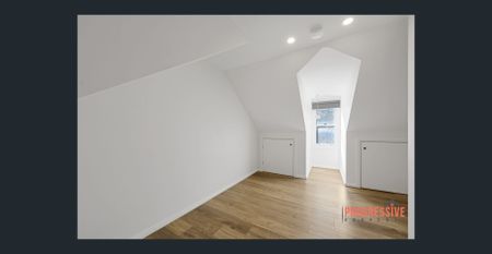 Modern 3 Bedroom House Opposite Central Park - Photo 2