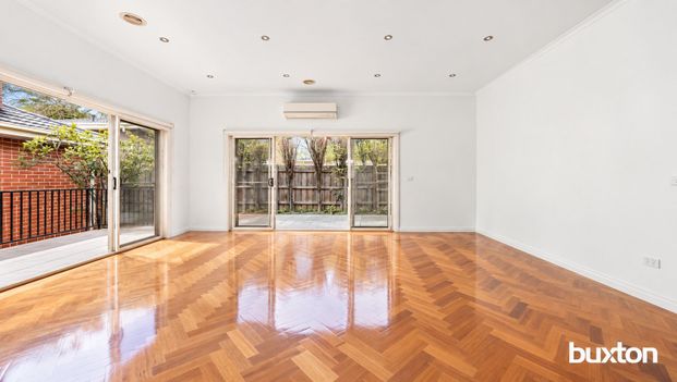 2/26 Tyne Street, Box Hill North, VIC, 3129 - Photo 1