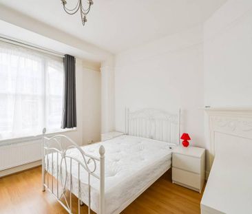 4 bedroom terraced house to rent - Photo 2