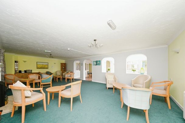 Lyndhurst Court, Hunstanton - Photo 1