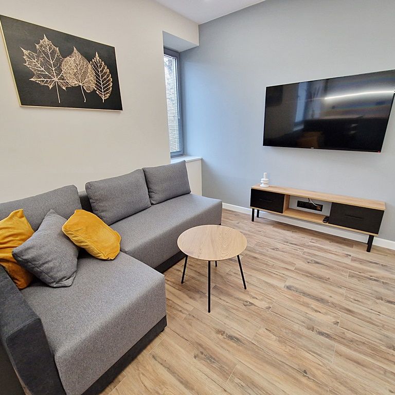 Centrum| Astronautów | 2 pokoje - Фото 1