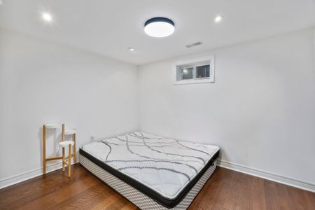 For Lease - 38 Clearbrooke Circle, Toronto, Ontario - Photo 5
