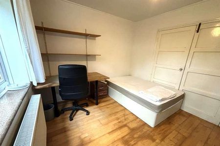 Stanmore, SO22 - Photo 3