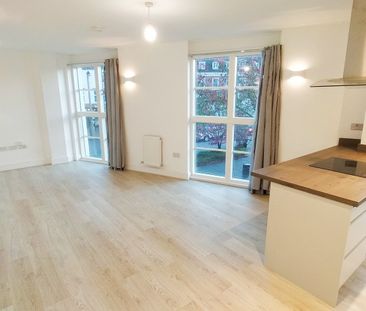 Station Parade, Letchworth Garden City - Photo 2