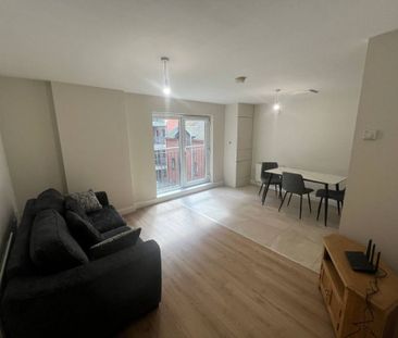 308 College Court Central, Belfast BT1 6BF - Photo 2