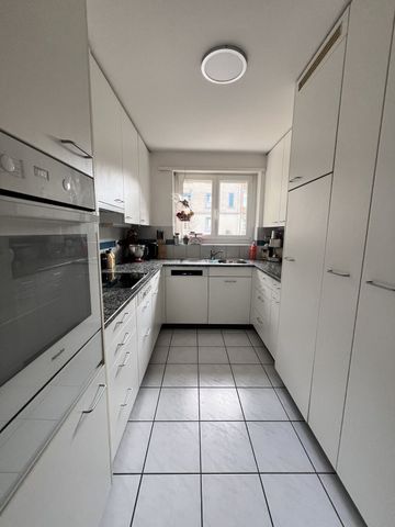 APPARTEMENT DE 3 PIÈCES À WINTERTHOUR - VELTHEIM, MEUBLÉ, TEMPORAIRE - Foto 2