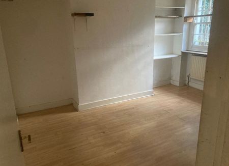 2 Bed Flat, Camberwell Grove, SE5 - Photo 2