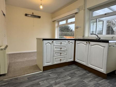 3 bedroom bungalow to rent - Photo 5