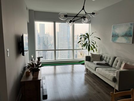 For Lease - 8 The Esplanade N/A Unit# 4007, Toronto, Ontario - Photo 3