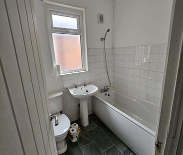 3 Bed Terraced House, Bosworth Street, M11 - Photo 5