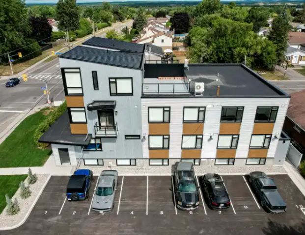 The Nebula Home-based Business Rentals | 845 Champlain Street, Ottawa - Photo 1