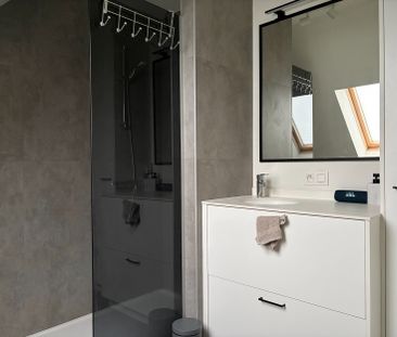 Recent duplex appartement met tuin, 2 slaapkamers en parkeerplaats ... - Photo 3