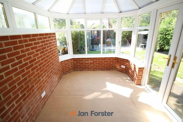 4 Bedroom House - Terraced - Photo 1