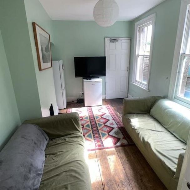 Cromer Road, Bristol - Photo 1