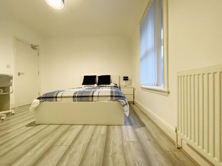 1 bedroom in a house share to rent - Photo 5